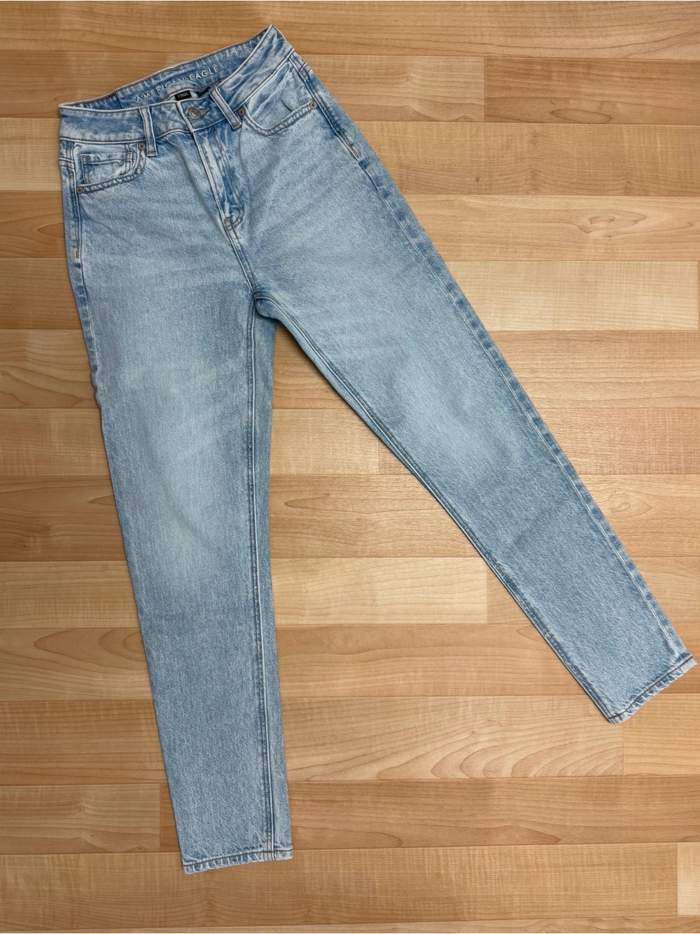 American Eagle Strigid Straight Leg Jeans Size 00 Light Acid Wash